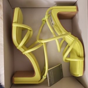 H&M 2021 Innovation Collection Neon Yellow Sandals size 8